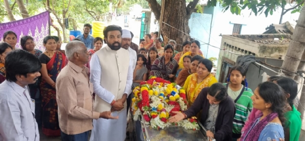 ಗಣೇಶ ವಿಸರ್ಜನೆ ದುರಂತ : ಬಳ್ಳಾರಿಯ ಇಂಜಿನಿಯರಿಂಗ್ ವಿದ್ಯಾರ್ಥಿ ಸಾವು ಮುಗಿಲುಮುಟ್ಟಿದ ಆಕ್ರಂದನ