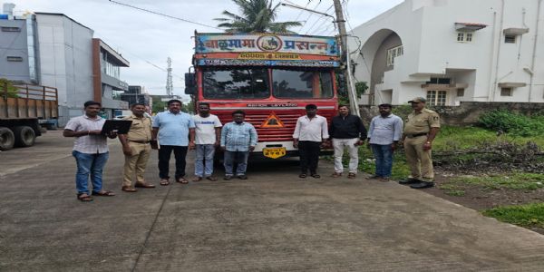 ಅಕ್ಕಿ ಸಾಗಾಟ ಆರೋಪಿಗಳ ಬಂಧನ