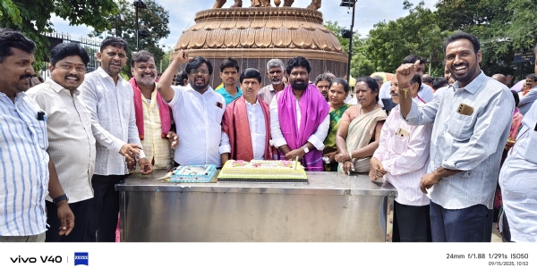 ಒಂದೆಡೆ ಶಾಸಕ ಬಿ. ನಾಗೇಂದ್ರ ಅವರ ಹುಟ್ಟು ಹಬ್ಬ, ಮತ್ತೊಂದೆಡೆ ಸಿಬಿಐ ತನಿಖೆ : ಕುಗ್ಗದ ಉತ್ಸಾಹ