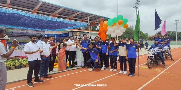 ಶಿಕ್ಷಣದಷ್ಟೇ ಪ್ರಾಮುಖ್ಯತೆಯನ್ನು ಕ್ರೀಡೆಗೂ ನೀಡಬೇಕು : ಸಂಸದ ಎಂ ಮಲ್ಲೇಶ್ ಬಾಬು