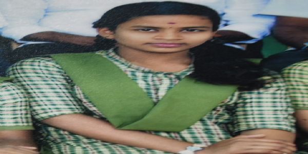 ವಾಟರ್ ಹೀಟರ್ ಸ್ಪರ್ಶ, ವಿದ್ಯಾರ್ಥಿನಿ ಸಾವು