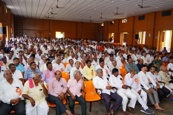 ಬಳ್ಳಾರಿ : ಎಲ್ಲರೂ ಒಗ್ಗೂಡಿದಾಗಲೇ ಸಮಾಜದಲ್ಲಿ ಒಗ್ಗಟ್ಟು : ಲೀಲಾದೇವಿ ಆರ್. ಪ್ರಸಾದ್