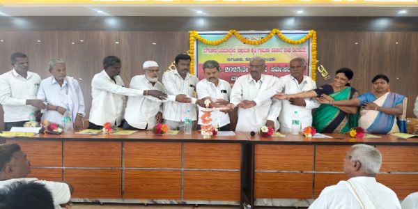 ಸುಗಟೂರು ವಿವಿದ್ದೋದ್ದೇಶ ಸಹಕಾರ ಸಂಘದ ಸರ್ವ ಸದಸ್ಯರ ಸಭೆ