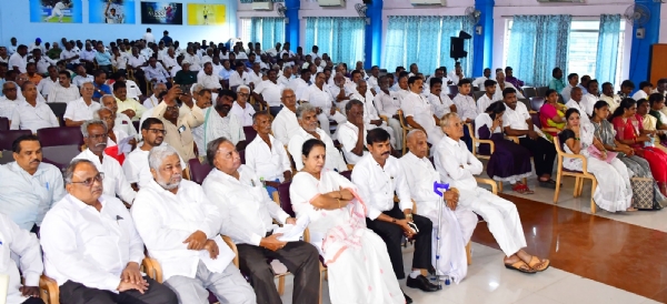 ಬಳ್ಳಾರಿ : ಯಶಸ್ವಿಯಾಗಿ ನಡೆದ ಜನತಾಬಜಾರ್ ನ 70ನೇ ಸರ್ವ ಸದಸ್ಯರ ಸಭೆ