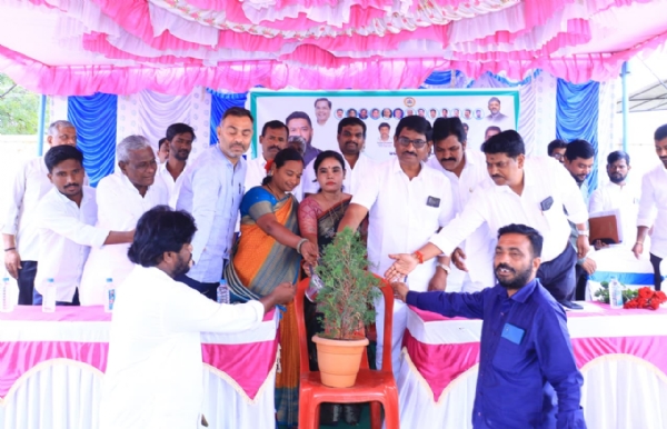 ಸಂಗನಕಲ್ಲು: ಗ್ರಾಮೀಣ ಭಾಗದ ಜನರಿಗೆ ಶಕ್ತಿ ತುಂಬಿದ ಪಂಚ ಗ್ಯಾರಂಟಿ ಯೋಜನೆಗಳು