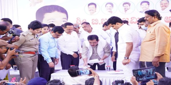 ಬಳ್ಳಾರಿ : ಜಿಲ್ಲಾ ತ್ರೈಮಾಸಿಕ ಕೆಡಿಪಿ ಸಭೆ ನಡೆಸಿ : ಸಚಿವ ಬಿ.ಜೆಡ್.ಜಮೀರ್ ಅಹ್ಮದ್ ಖಾನ್