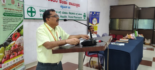 ವೈದ್ಯಕೀಯ ಕ್ಷೇತ್ರದಲ್ಲಿ ಫಾರ್ಮಸಿಸ್ಟ್ ಸೇವೆ ಅನನ್ಯ.