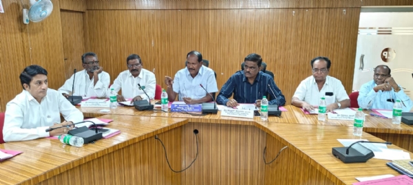 ರಾಯಚೂರು:  ಗ್ಯಾರಂಟಿ ಯೋಜನೆಗಳು ಸಮರ್ಪಕ ಅನುಷ್ಠಾನವಾಗಲಿ: ಪಾಮಯ್ಯ ಮುರಾರಿ