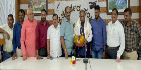 ಮಾಧ್ಯಮಗಳು ಬದ್ದತೆಯಿಂದ ಕೆಲಸ ನಿರ್ವಹಿಸಲು ಸಲಹೆ