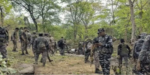 ಛತ್ತೀಸ್‌ಗಢದಲ್ಲಿ ಭದ್ರತಾ ಪಡೆ–ನಕ್ಸಲರ ನಡುವೆ ಗುಂಡಿನ ಚಕಮಕಿ