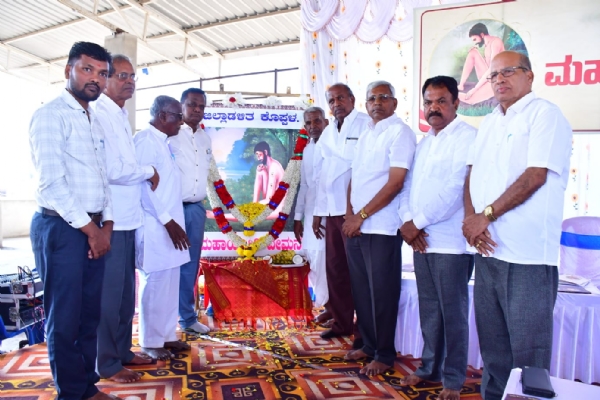 ಮಾನವ ಕುಲದ ಏಳಿಗಾಗಿ ಶ್ರಮಿಸಿದ್ದ ವೇಮನವರು