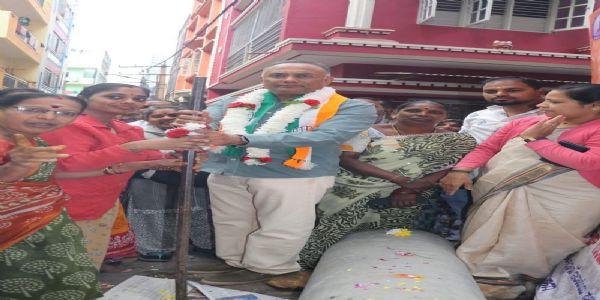 ಸ್ಯಾನಿಟರಿ ಪೈಪ್ ಕಾಮಗಾರಿಗೆ ಸಚಿವ ಗುಂಡೂರಾವ್ ಚಾಲನೆ