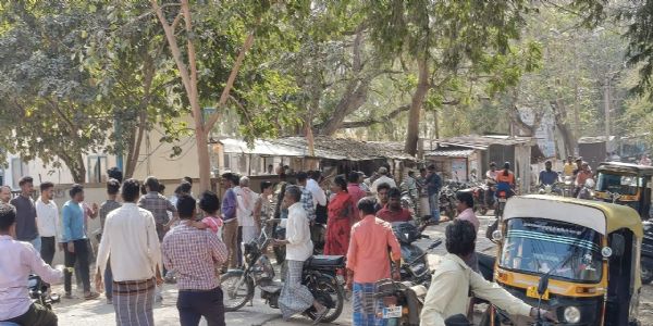 ಕೊಟ್ಟೂರಲ್ಲಿ ತ್ರಿವಳಿ ಕೊಲೆ ; ಮೂರೂ ಶವಗಳು ಪೋಸ್ಟ್‍ಮಾರ್ಟ್‍ಂಗೆ