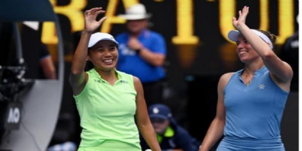 ಆಸ್ಟ್ರೇಲಿಯನ್ ಓಪನ್ 2026 ; ಮೆರ್ಟೆನ್ಸ್–ಜಾಂಗ್ ಮಹಿಳಾ ಡಬಲ್ಸ್ ಚಾಂಪಿಯನ್