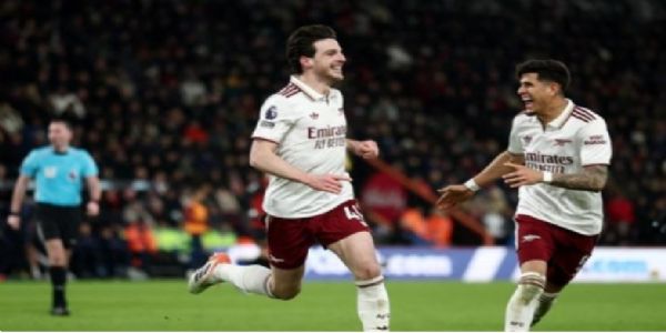 ಪುಟ್ಬಾಲ್ ಪ್ರೀಮಿಯರ್ ಲೀಗ್ ; ಅಗ್ರ ಸ್ಥಾನದಲ್ಲಿ ಆರ್ಸೆನಲ್