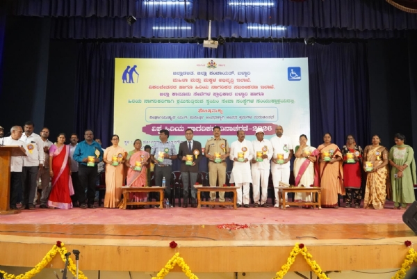 ಆಸ್ತಿಗಾಗಿ ಪೋಷಕರನ್ನು ಕಡೆಗಣಿಸದಂತೆ ನ್ಯಾಯಾಧೀಶ ರಾಜೇಶ್.ಎನ್ ಹೊಸಮನೆ ಕರೆ