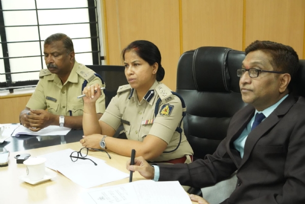 ಕಾಣೆಯಾದ ಮಕ್ಕಳ ಪತ್ತೆಗೆ ಪೊಲೀಸ್ ಇಲಾಖೆ ಚುರುಕು: ಡಾ.ಸುಮನ್ ಡಿ.ಪೆನ್ನೇಕರ್ ಸೂಚನೆ ಕಾಣೆಯಾದ ಮಕ್ಕಳ ಪತ್ತೆಗೆ ಪೊಲೀಸ್ ಇಲಾಖೆ ಚುರುಕು: ಡಾ.ಸುಮನ್ ಡಿ.ಪೆನ್ನೇಕರ್ ಸೂಚನೆ