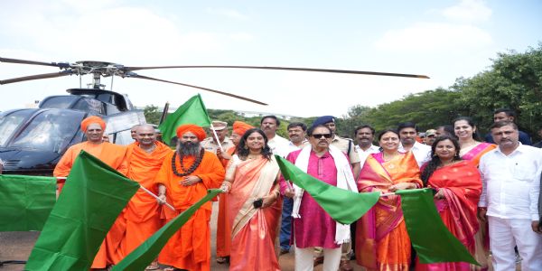 ತುಮಕೂರು ದಸರಾ: ಹೆಲಿರೈಡ್ ಗೆ ಡಿಸಿಎಂ ಚಾಲನೆ