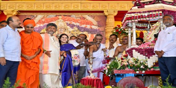 ಮೈಸೂರು ದಸರಾ ಮಹೋತ್ಸವಕ್ಕೆ ವಿಧ್ಯುಕ್ತ ಚಾಲನೆ