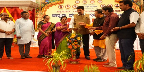 ಕನ್ನಡ ಭಾಷೆ ಉಳಿದು ಬೆಳೆಯಲು ಓದುಗರ ಸಂಖ್ಯೆ ಹೆಚ್ಚಬೇಕು: ಶಿವರಾಜ್ ತಂಗಡಗಿ