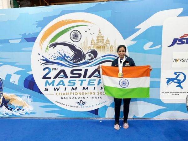 ಏಷ್ಯನ್ ಮಾಸ್ಟರ್ಸ್ ಈಜು ಚಾಂಪಿಯನ್ಶಿಪ್: ಬಳ್ಳಾರಿಯ ರಜನಿ ಲಕ್ಕ ಗೆ 4 ಪದಕ