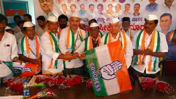 ಬಳ್ಳಾರಿ : ಕಾಂಗ್ರೆಸ್ ಅಧ್ಯಕ್ಷರ ಅಧಿಕಾರ ಸ್ವೀಕಾರ