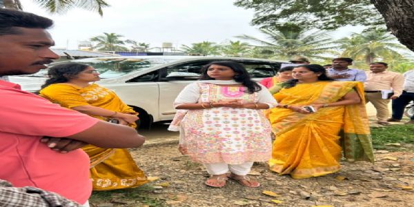 ಕೇದಿಗೆಹಳ್ಳಿಯಲ್ಲಿ ಕುಡಿಯುವ ನೀರಿನ ಸಮಸ್ಯೆ ಪರಿಶೀಲಿಸಿದ ಜಿಲ್ಲಾಧಿಕಾರಿ