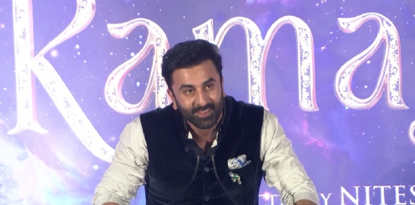 ranbir-kapoor-thanks-bengaluru-fans-in-kannada-praises-yash-at-ramayana-event