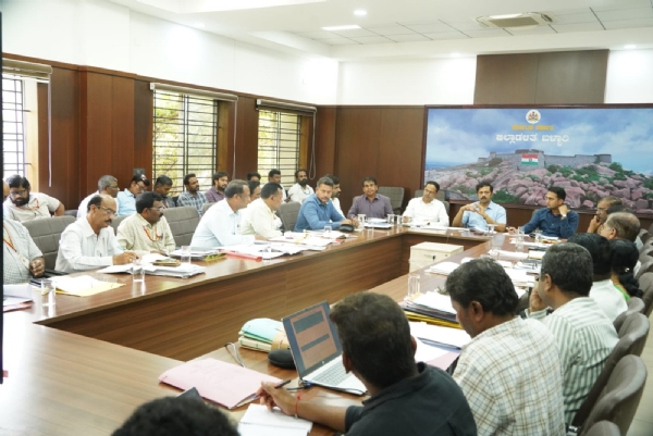 ನೀರು, ಮೇವಿಗೆ ಕೊರತೆಯಾಗದಂತೆ ಎಚ್ಚರ : ಡಾ.ತ್ರಿಲೋಕ ಚಂದ್ರ ಕೆ.ವಿ ಸೂಚನೆ
