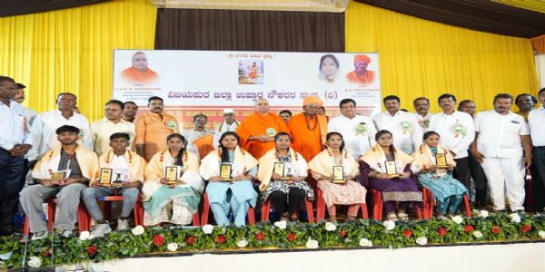 ಹೆಣ್ಣುಮಕ್ಕಳ ಶಿಕ್ಷಣಕ್ಕೆ ಹೆಚ್ಚಿನ ಆದ್ಯತೆ ನೀಡಿ: ಸಚಿವ ಎಂ.ಬಿ. ಪಾಟೀಲ