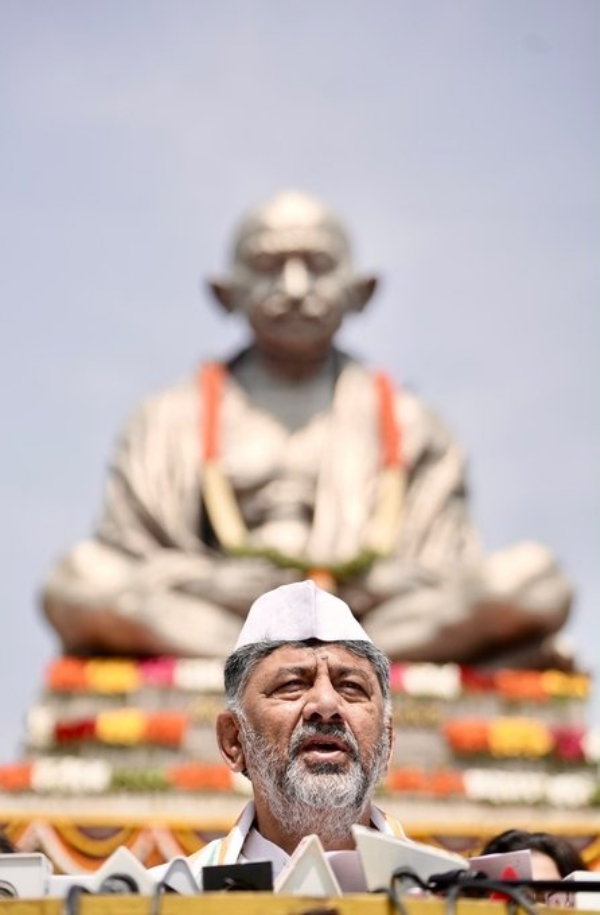 gandhi-memorial-pillar-to-be-unveiled-at-gas-college-bengaluru