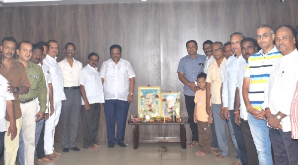 ಬಳ್ಳಾರಿ : ಗಣ್ಯರ ಜಯಂತಿ ಆಚರಣೆ ಬಳ್ಳಾರಿ : ಗಣ್ಯರ ಜಯಂತಿ ಆಚರಣೆ