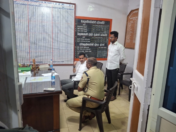 ಬಳ್ಳಾರಿ : 7561 ಮತಗಳ ಡಿಲೀಟ್ : ಬಿಜೆಪಿಯ ಶ್ರೀನಿವಾಸ್ ಮೋತ್ಕರ್ ಹಾಗೂ ಅಧಿಕಾರಿಗಳ ವಿರುದ್ಧ ದೂರು