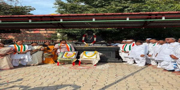 ಸತ್ಯ, ಅಹಿಂಸೆ ಹಾಗೂ ದೇಶಸೇವೆಯ ಆದರ್ಶಗಳನ್ನು ಸ್ಮರಿಸಿದ ಶಾಸಕ ಉಮೇಶ ಮೇಟಿ