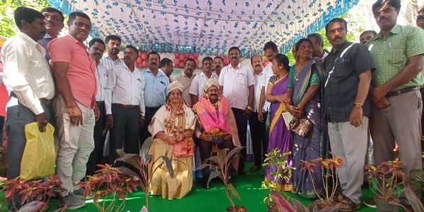 ನಿವೃತ್ತಿಯಾದ ಮುಖ್ಯ ಶಿಕ್ಷಕರಿಗೆ ಬೀಳ್ಕೊಡುಗೆ