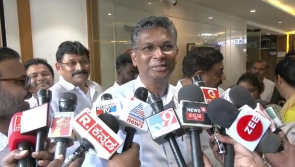 satish-jarkiholi-sting-operation-warning-dharwad