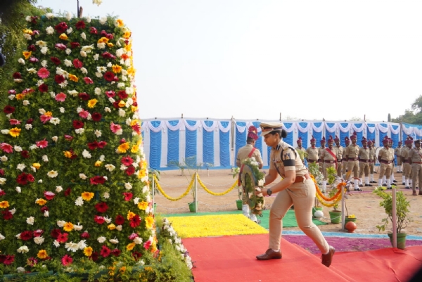 ಪೊಲೀಸ್ ಮತ್ತು ನ್ಯಾಯಾಂಗ ಪರಸ್ಪರ ಪೂರಕವಾಗಿ ಕಾರ್ಯನಿರ್ವಹಿಸಿ :  ನ್ಯಾಯಾಧೀಶ ಸಿದ್ದಲಿಂಗ ಪ್ರಭು
