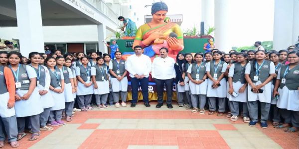 ಮಂಡ್ಯ ವಿಶ್ವವಿದ್ಯಾಲಯದಲ್ಲಿ ‘ಅಸ್ಮಿತೆ–ನಾರಿ ಶಕ್ತಿ ಅನಾವರಣ’ ಸ್ತಬ್ಧಚಿತ್ರ ಲೋಕಾರ್ಪಣೆ