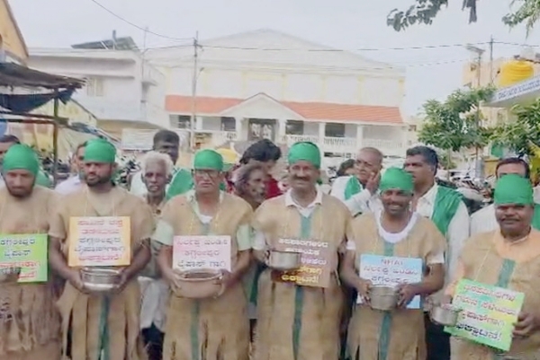 Kaggalipura-Bypass-Protest-Farmers-Demand-Construction Kaggalipura-Bypass-Protest-Farmers-Demand-Construction