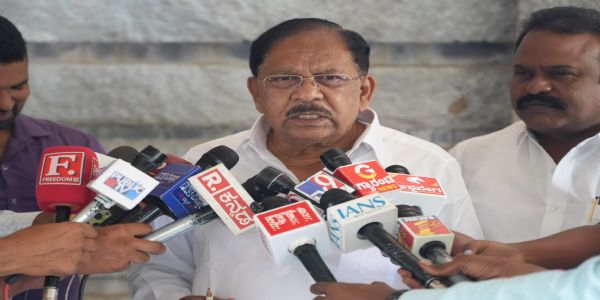ಕೈಗಾರಿಕೆಗಳಿಗೆ ಸರ್ಕಾರದಿಂದ ಸೌಲಭ್ಯ, ಅರ್ಹ ಕನ್ನಡಿಗರಿಗೆ ಉದ್ಯೋಗ ನೀಡುವುದು ಉದ್ಯಮಿಗಳ ಜವಾಬ್ದಾರಿ : ಡಾ.ಜಿ.ಪರಮೇಶ್ವರ