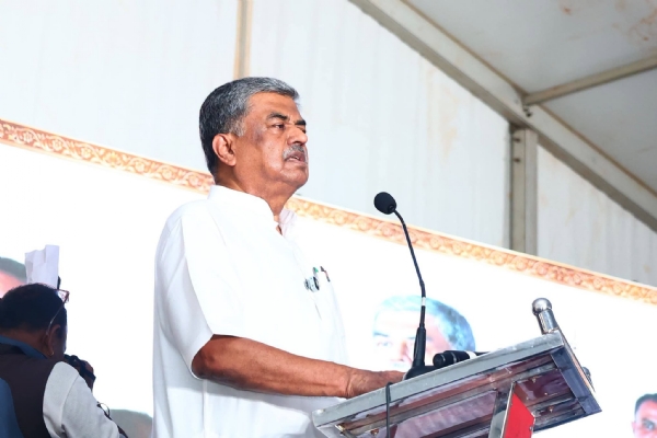 ಬಿ.ಕೆ.ಹರಿಪ್ರಸಾದ ಸಂಗ್ರಹ ಚಿತ್ರ ಬಿ.ಕೆ.ಹರಿಪ್ರಸಾದ ಸಂಗ್ರಹ ಚಿತ್ರ