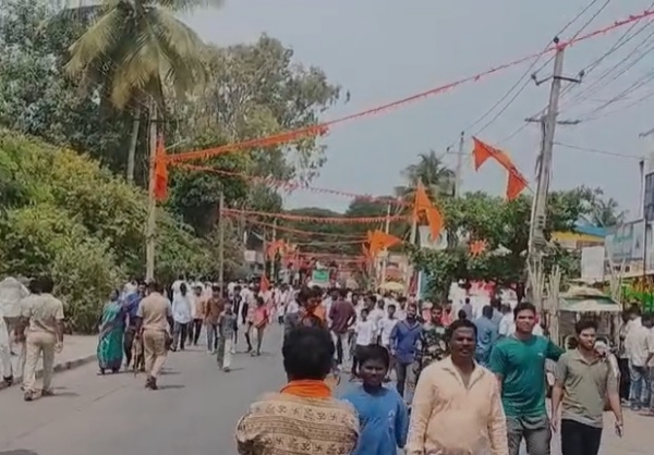 davangere-bjp-slams-police-over-ban-on-devotional-songs-during-dasara-procession