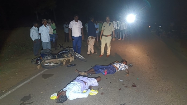 Two-Bike-Riders-Killed-in-Road-Accident-Near-Bannikoppa-Gadag