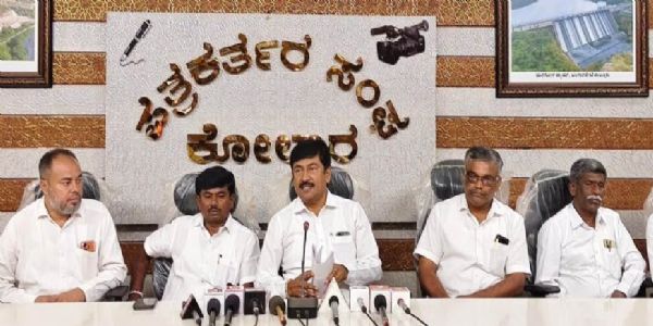 ಡಿಸಿಸಿ ಬ್ಯಾಂಕ್ ಅಕ್ರಮಗಳ ತನಿಖೆಗೆ ಮಾಜಿ ಅಧ್ಯಕ್ಷರು ಸಹಕರಿಸಲು ಅನಿಲ್ಕುಮಾರ್ ಒತ್ತಾಯ