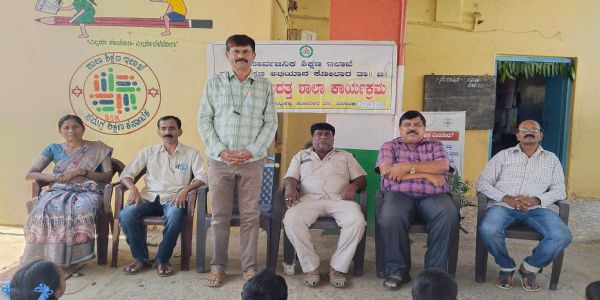 ಸಮುದಾಯದತ್ತ ಶಾಲೆ ಕಾರ್ಯಕ್ರಮದಲ್ಲಿ ಕಲಿಕಾ ಪ್ರಗತಿ ಪರಿಶೀಲನೆ