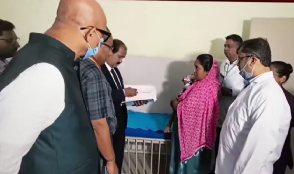 ಜಿಲ್ಲಾಸ್ಪತ್ರೆ ಅವ್ಯವಸ್ಥೆ ಬಗ್ಗೆ ಕಿಡಿ