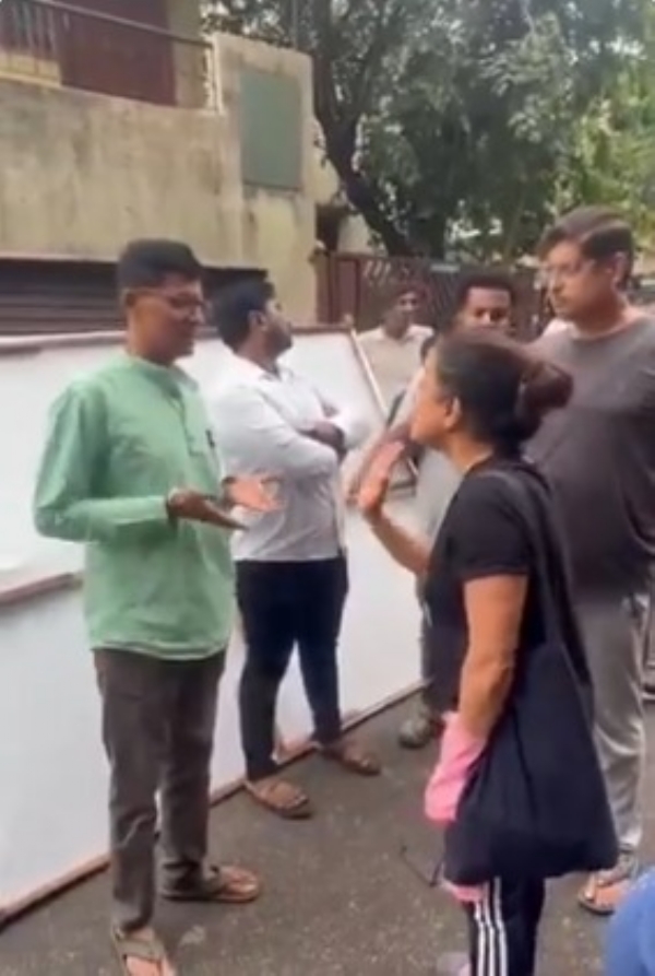 Malleswaram-Ane-Park-Cleaning-Credit-Row-BJP-MLA-Banner-Sparks-Controversy