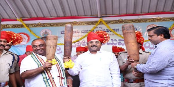 ದಸರಾ ನಾಡಕುಸ್ತಿ ಜೋಡಿ ಕಟ್ಟುವ ಕಾರ್ಯಕ್ರಮಕ್ಕೆ ಚಾಲನೆ