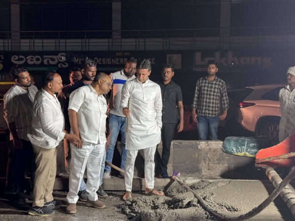 ತಡ ರಾತ್ರಿ ರೇಸ್ ಕೋರ್ಸ್ ರಸ್ತೆ ಕಾಮಗಾರಿ ಪರಿಶೀಲಿಸಿದ ಸಚಿವ ರಿಜ್ವಾನ್ ಅರ್ಷದ್