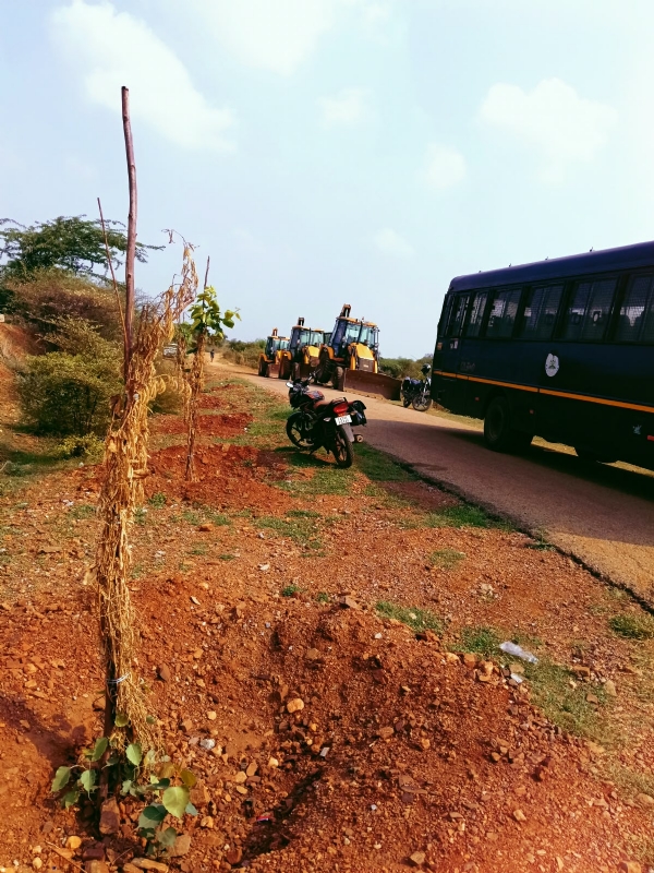 ಕುಡತಿನಿ : ಎಪ್ಸಿಲಾನ್ಗಾಗಿ ಭೂಮಿ ಸರ್ವೇ - ವಿರೋಧ ಕುಡತಿನಿ : ಎಪ್ಸಿಲಾನ್ಗಾಗಿ ಭೂಮಿ ಸರ್ವೇ - ವಿರೋಧ